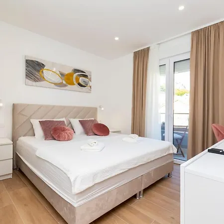 New White Angel Apartment